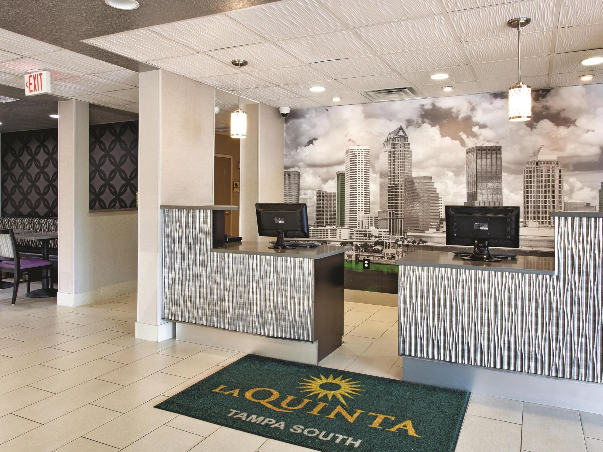 La Quinta By Wyndham Tampa Bay Area-Tampa South Hotel Exterior foto